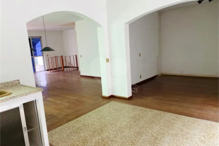 Cobertura à venda com 4 quartos, sendo 1 suíte, em Cosme Velho, Rio de Janeiro, RJ