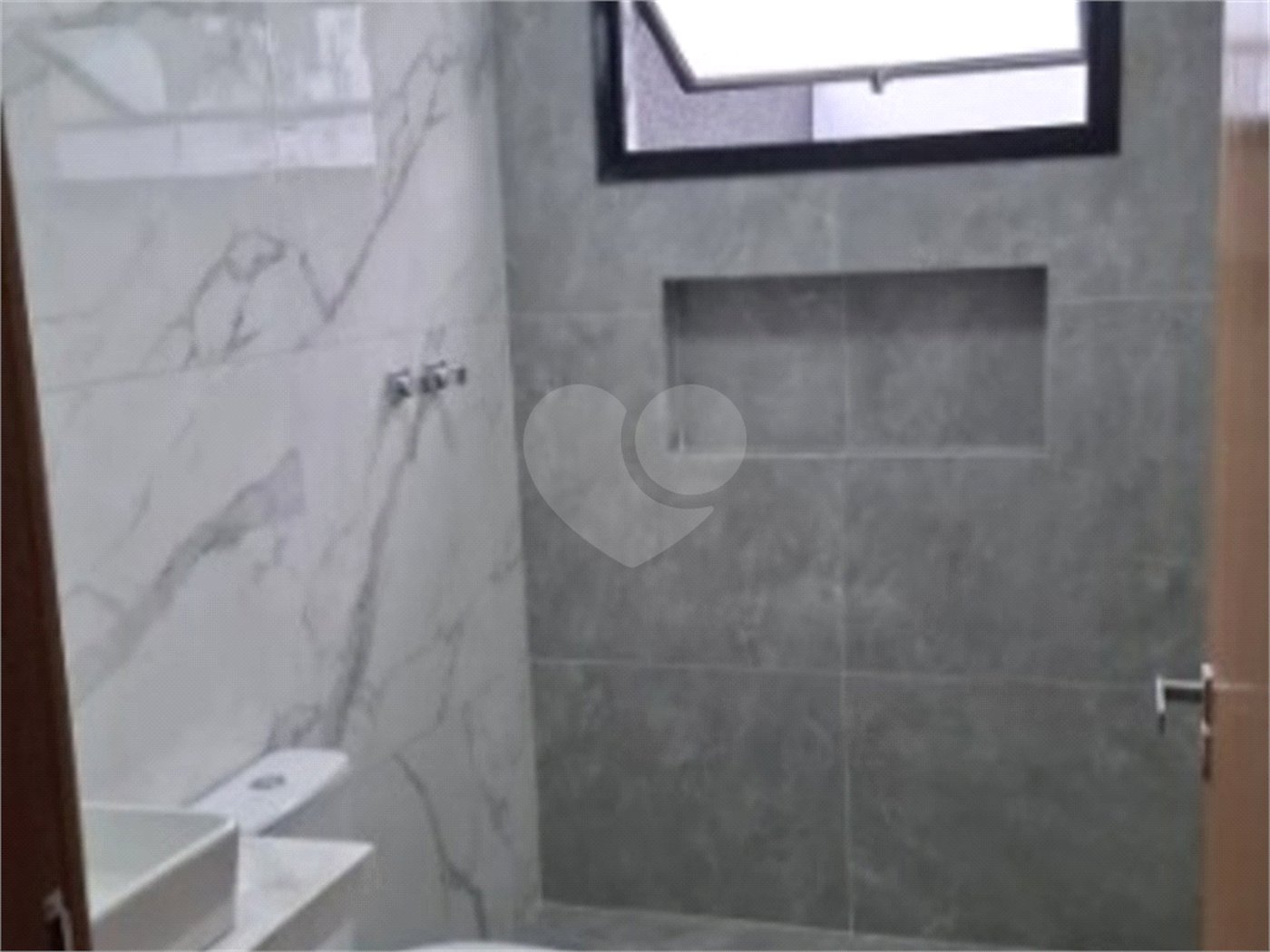 Casa à venda com 3 quartos, sendo 2 suítes, no condomínio Reserva Ipanema, Sorocaba - SP