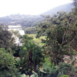 Casa à venda ou para alugar com 4 quartos, sendo 1 suíte, no condomínio Estrada Armando Barbosa ,6300, Mairiporã - SP