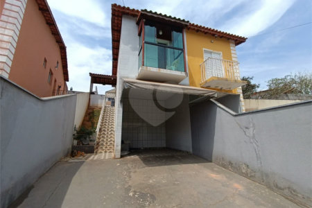 Casa à venda com 2 quartos, sendo 1 suíte, em Reneville, Mairinque, SP