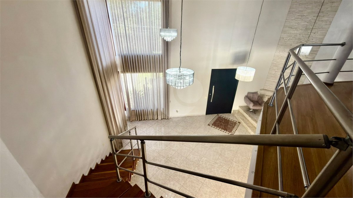 Casa à venda com 4 suítes no condomínio Parque Village Castelo, Itu - SP