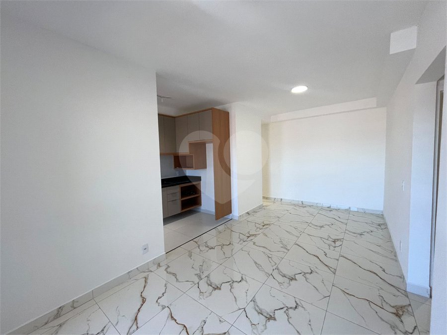 Apartamento à venda com 2 suítes no Centro, Itapetininga, SP