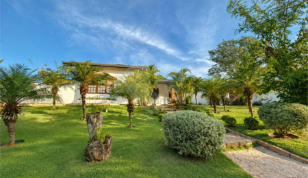 Casa à venda com 5 suítes no condomínio Parque Village Castelo, Itu - SP