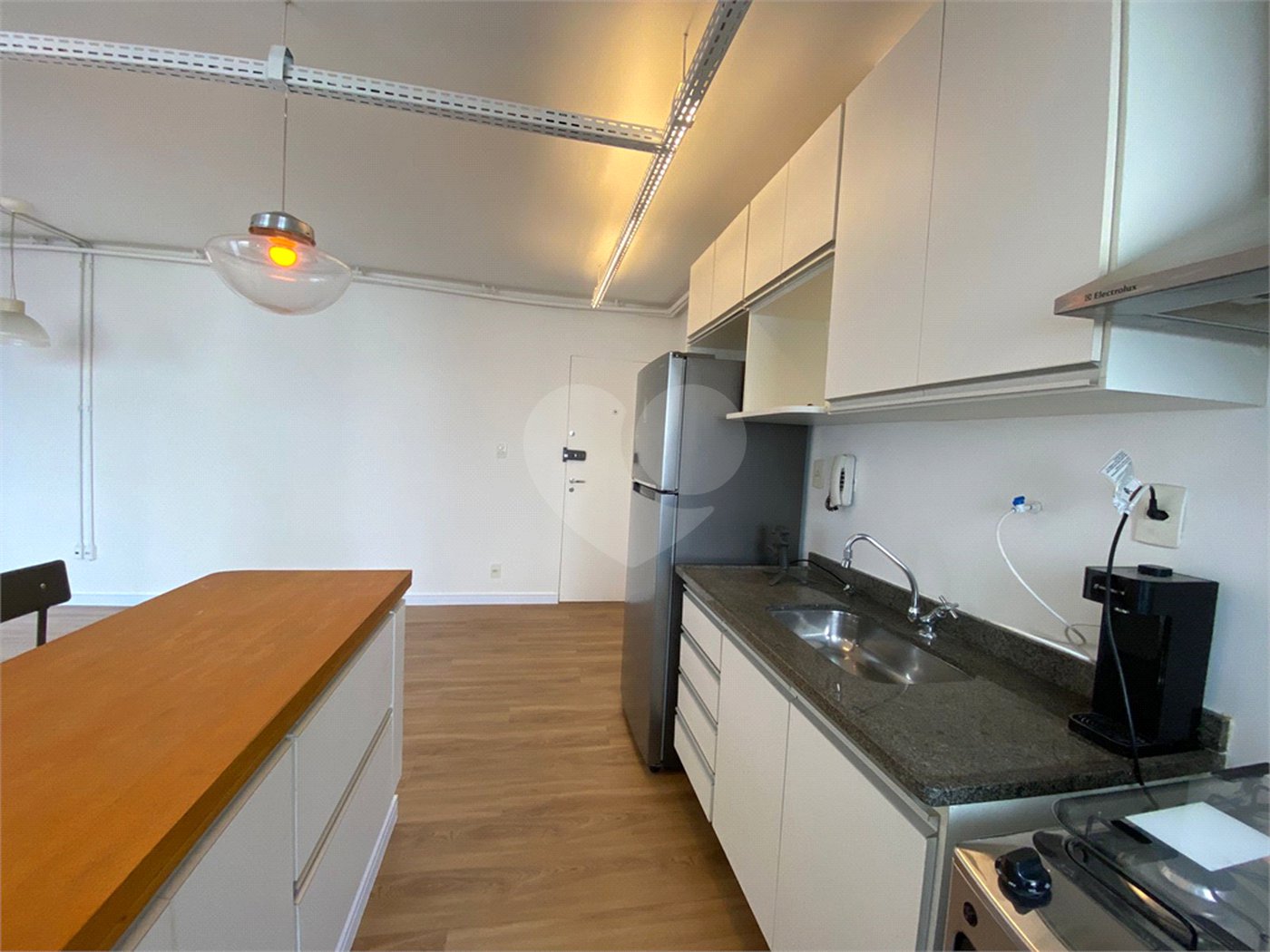 Apartamento à venda com 2 quartos, sendo 1 suíte, em Água Branca, São Paulo, SP