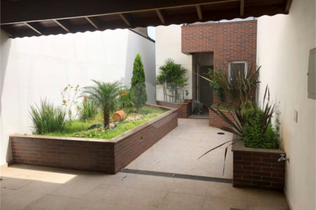 Casa à venda com 3 suítes em Vila Maria Alta, São Paulo, SP