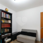 Casa à venda com 3 quartos, sendo 1 suíte, no condomínio Orquideas, São Paulo - SP