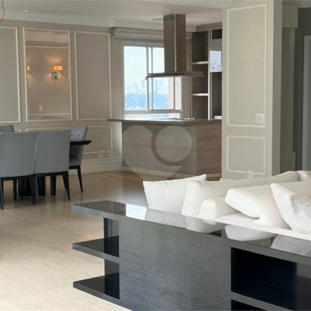 Apartamento à venda com 4 quartos, sendo 3 suítes, em Itaim Bibi, São Paulo, SP