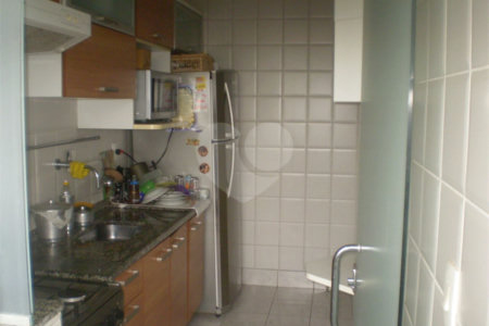 Apartamento à venda com 2 quartos em Jardim Ivana, São Paulo, SP