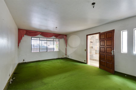 Sobrado à venda com 3 quartos, sendo 1 suíte, em Jardim Prudência, São Paulo, SP