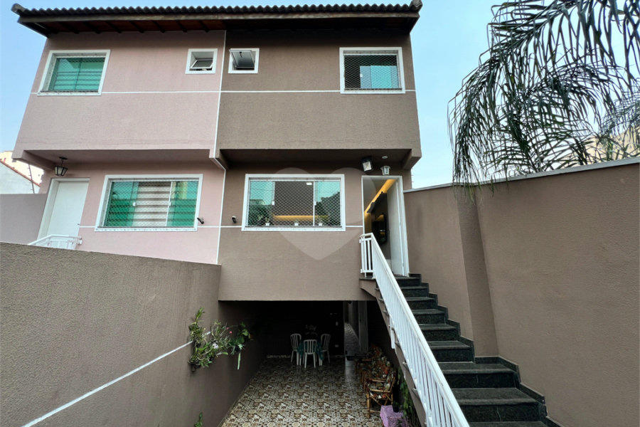 Sobrado à venda com 2 suítes em Vila Guilherme, São Paulo, SP