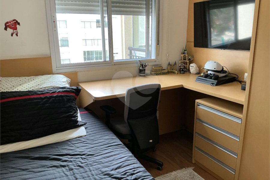 Apartamento à venda com 4 quartos, sendo 1 suíte, em Tremembé, São Paulo, SP