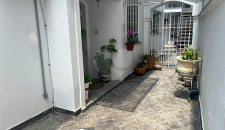 Casa à venda com 4 quartos, sendo 1 suíte,  em Jardim Franca, São Paulo, SP