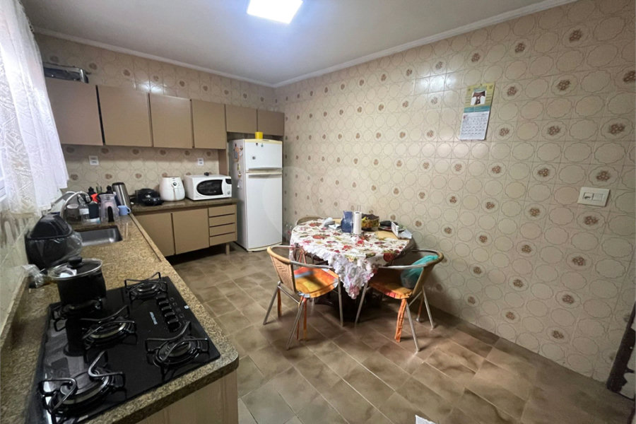 Sobrado à venda com 3 quartos, sendo 1 suíte, em Vila Dom Pedro Ii, São Paulo, SP