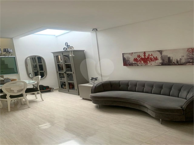 Sobrado à venda com 3 quartos, sendo 1 suíte,  em Santana, São Paulo, SP