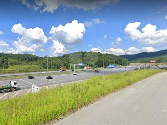Terreno à venda em Calcárea, Caieiras, SP