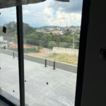 Casa à venda com 3 suítes no condomínio Shamballa III, Atibaia - SP
