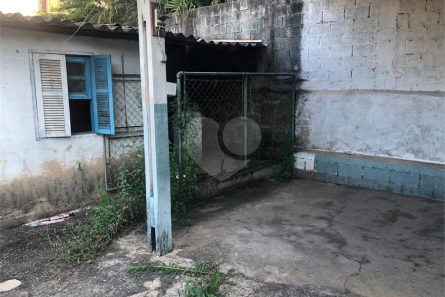 Sobrado à venda com 3 quartos, sendo 1 suíte,  em Serra da Cantareira, Mairiporã, SP