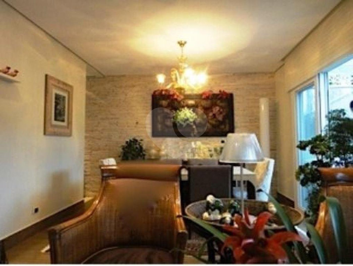 Casa à venda com 4 quartos, sendo 3 suítes, no condomínio Residencial Jardim Itatinga, São Paulo - SP