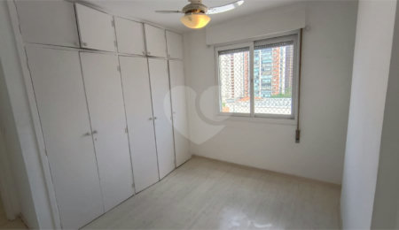 Apartamento à venda com 2 quartos, sendo 1 suíte,  em Perdizes, São Paulo, SP