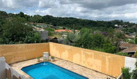 Casa à venda com 3 quartos, sendo 1 suíte,  em Loteamento Vale das Flores, Atibaia, SP