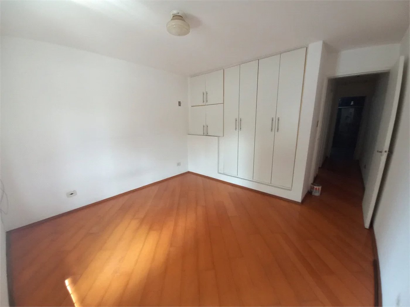Sobrado à venda com 3 quartos em Jaguaré, São Paulo, SP