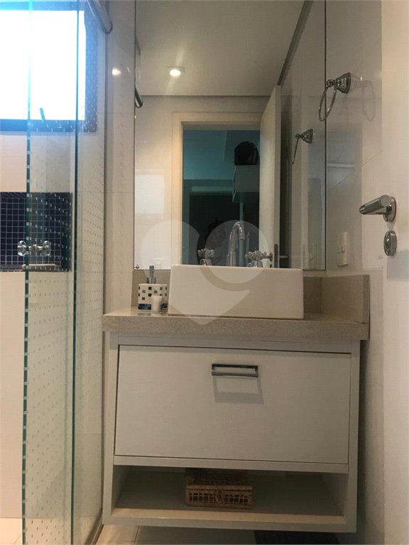 Apartamento à venda com 3 suítes em Vila Regente Feijó, São Paulo, SP