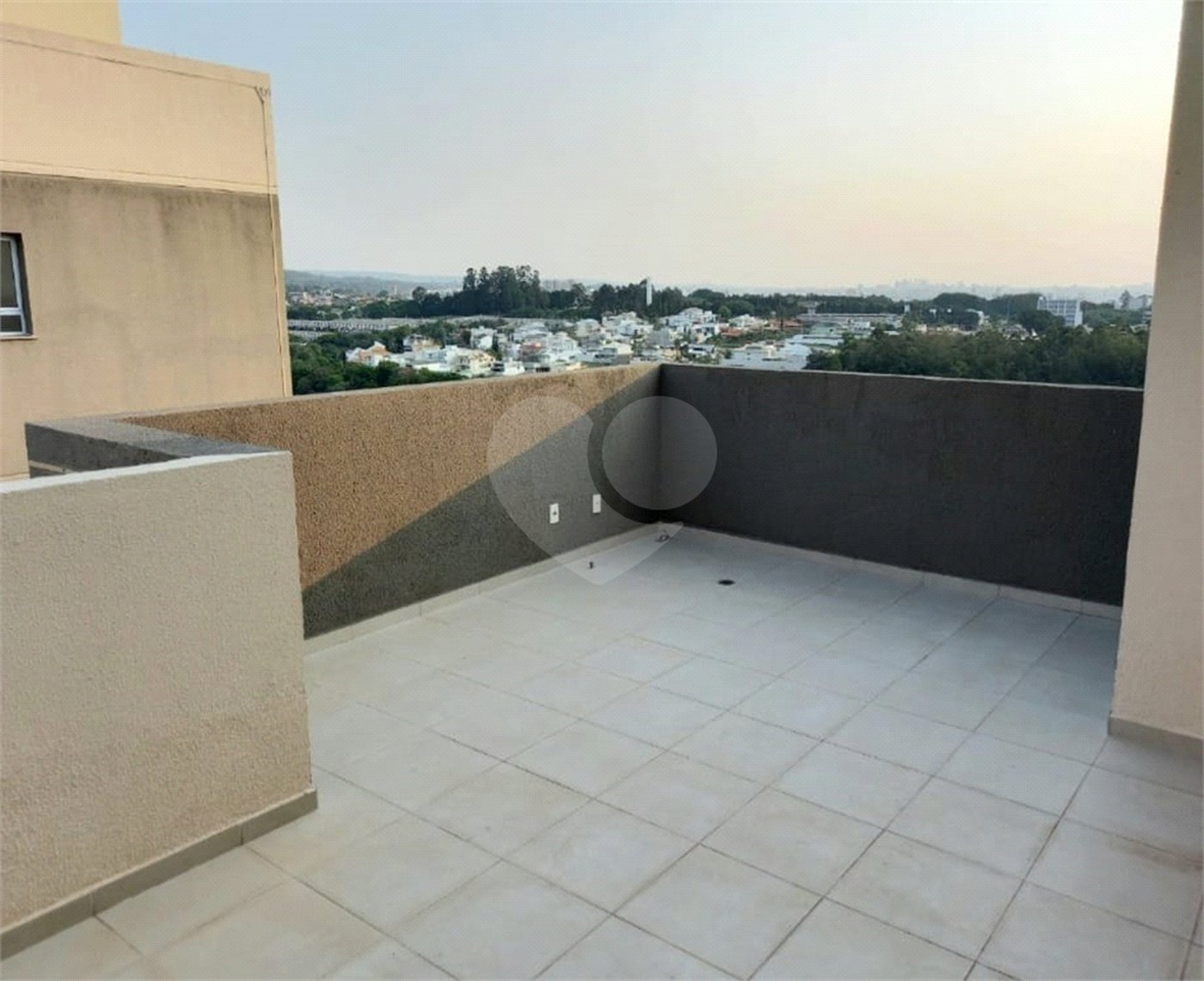 Apartamento à venda com 2 quartos, sendo 1 suíte, em Aparecidinha, Sorocaba, SP
