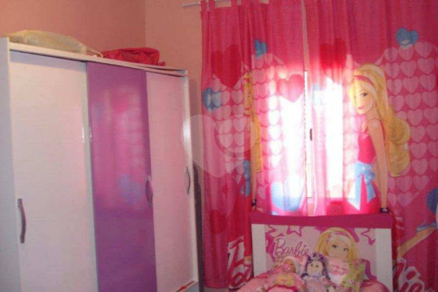 Sobrado à venda com 5 quartos, sendo 1 suíte, em Interlagos, São Paulo, SP
