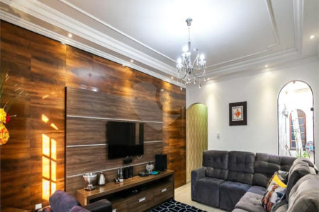 Casa à venda com 3 quartos, sendo 1 suíte, em Parque das Nações, Santo André, SP