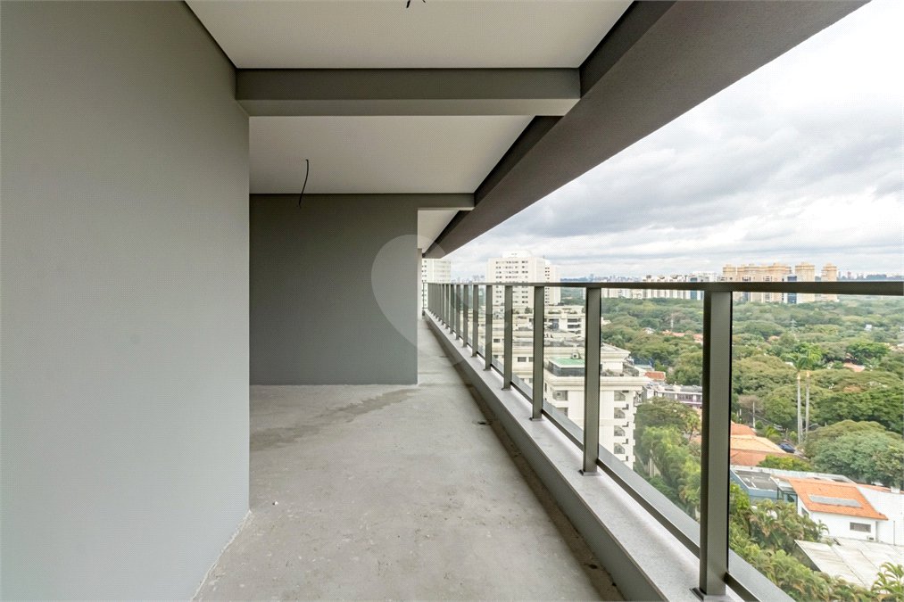 Apartamento à venda com 4 suítes em Alto de Pinheiros, São Paulo, SP