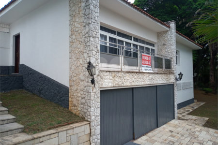 Casa Térrea à venda ou para alugar com 3 quartos, sendo 1 suíte, em Caxingui, São Paulo, SP