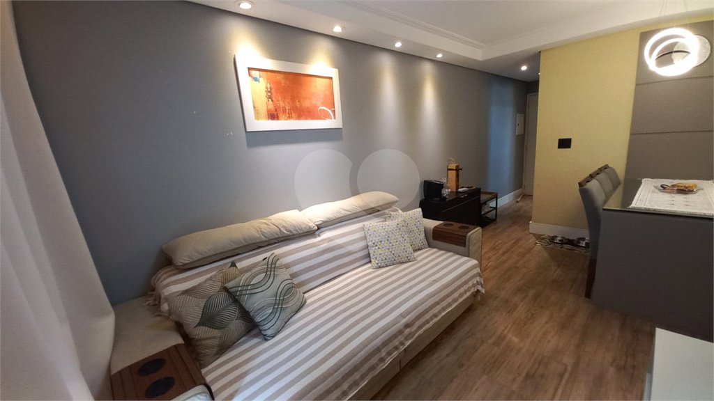 Apartamento à venda com 3 quartos, sendo 1 suíte, em Jardim Luísa, São Paulo, SP