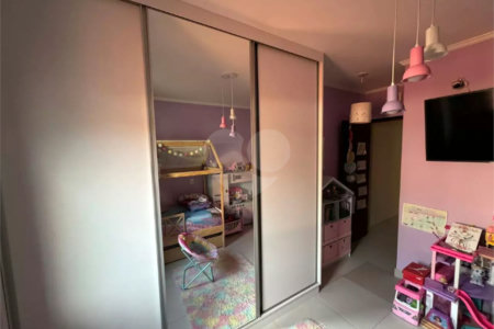 Sobrado à venda com 3 quartos, sendo 1 suíte, em Vila Califórnia, São Paulo, SP