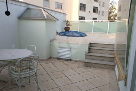 Casa à venda com 3 suítes no condomínio Itapuã XI, São Paulo - SP