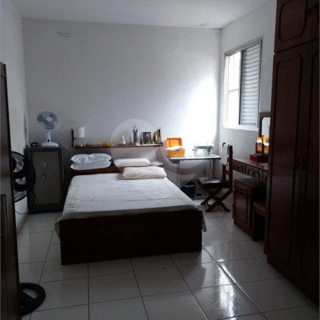 Sobrado à venda com 8 quartos, sendo 3 suítes, em Tucuruvi, São Paulo, SP