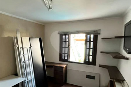 Casa à venda com 4 quartos, sendo 1 suíte, em Água Fria, São Paulo, SP