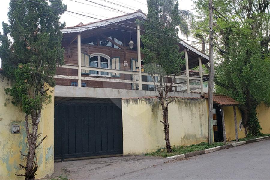 Casa à venda com 4 quartos, sendo 1 suíte, em Serra da Cantareira, Mairiporã, SP