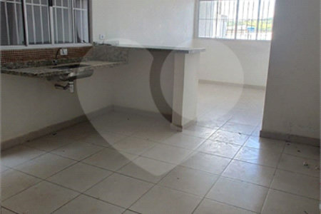 Casa à venda com 2 quartos em Jardim Imperial, Atibaia, SP