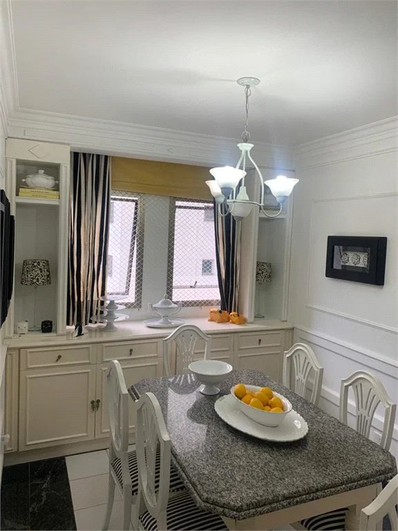 Apartamento à venda com 3 suítes em Vila Suzana, São Paulo, SP