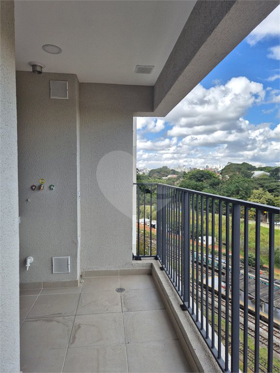 Apartamento à venda com 3 quartos, sendo 1 suíte, em Vila Anastácio, São Paulo, SP