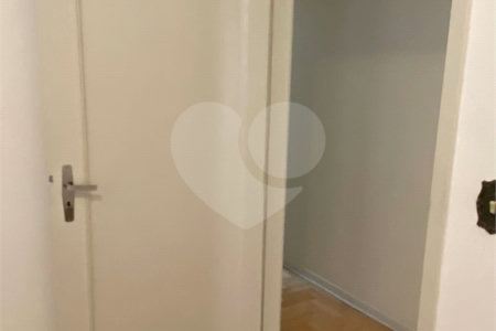 Casa à venda com 3 quartos em Campo Grande, São Paulo, SP