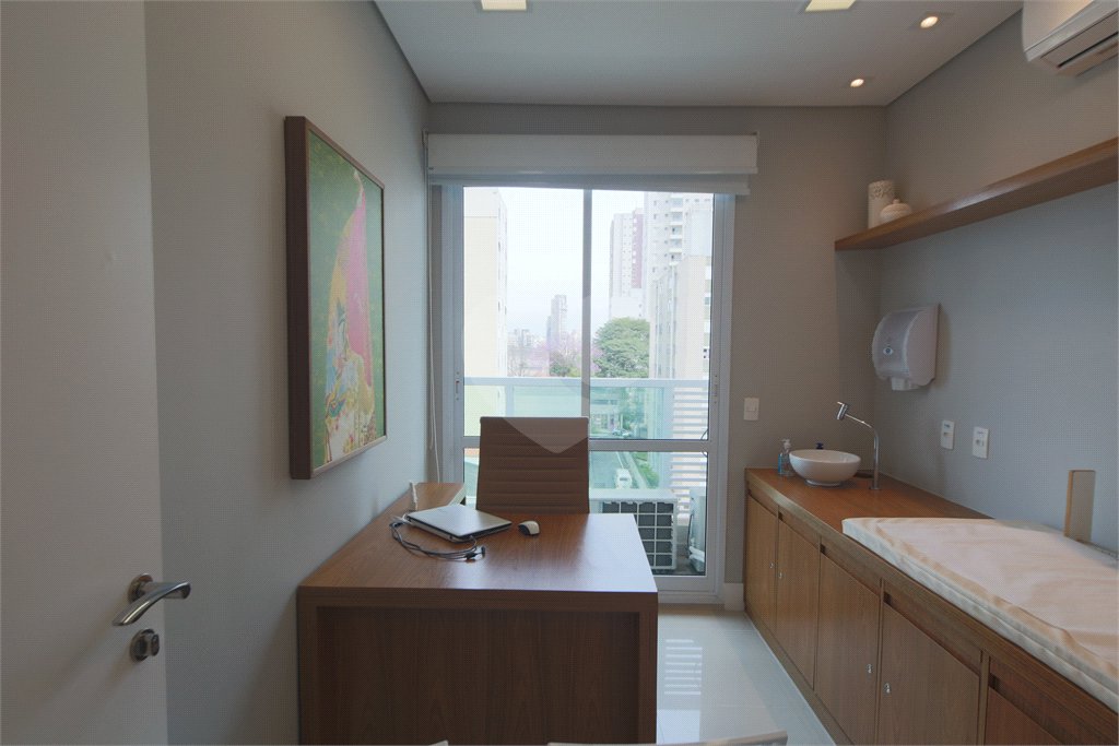 Sala à venda em Vila Clementino, São Paulo, SP