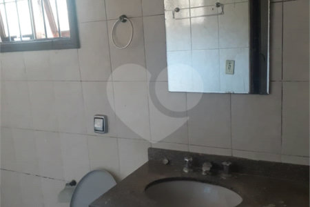 Sobrado à venda com 3 quartos, sendo 1 suíte, em Jardim Bonfiglioli, São Paulo, SP