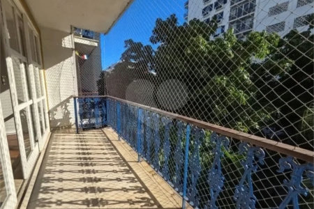 Apartamento à venda com 4 quartos, sendo 1 suíte, em Lagoa, Rio de Janeiro, RJ