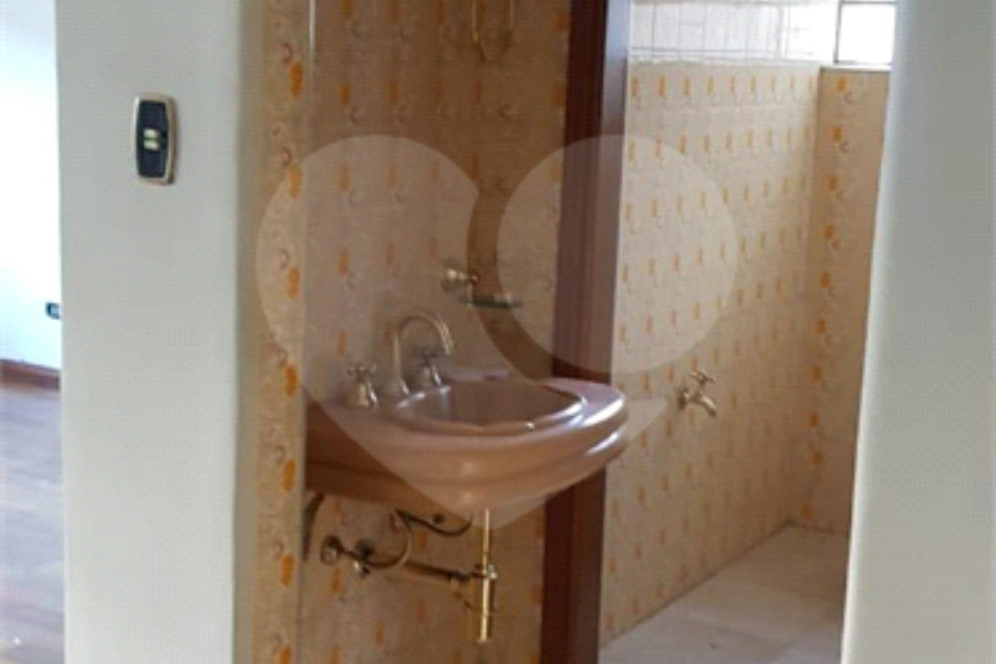 Sobrado à venda com 4 quartos, sendo 1 suíte,  em Mandaqui, São Paulo, SP
