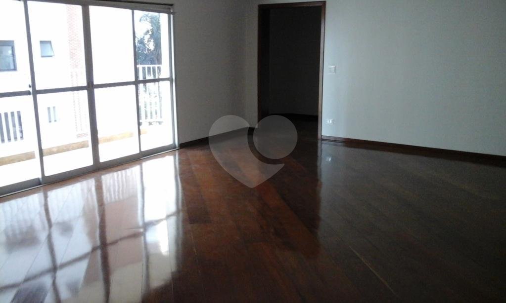 Apartamento à venda com 3 quartos, sendo 1 suíte, em Vila Anglo Brasileira, São Paulo, SP