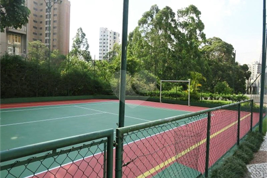 Apartamento à venda ou para alugar com 3 suítes em Morumbi, São Paulo, SP