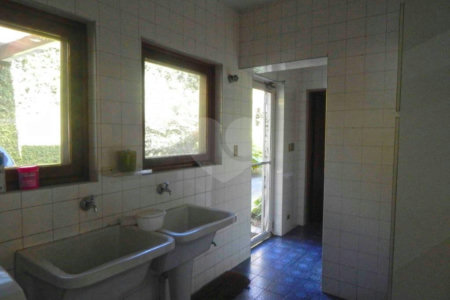Casa Térrea à venda com 3 quartos, sendo 1 suíte,  em Chácara Monte Alegre, São Paulo, SP