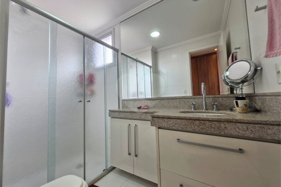 Apartamento à venda ou para alugar com 4 quartos, sendo 3 suítes, em Santa Teresinha, São Paulo, SP