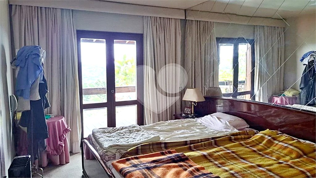 Casa à venda com 6 quartos, sendo 3 suítes, em Serra da Cantareira, Mairiporã, SP